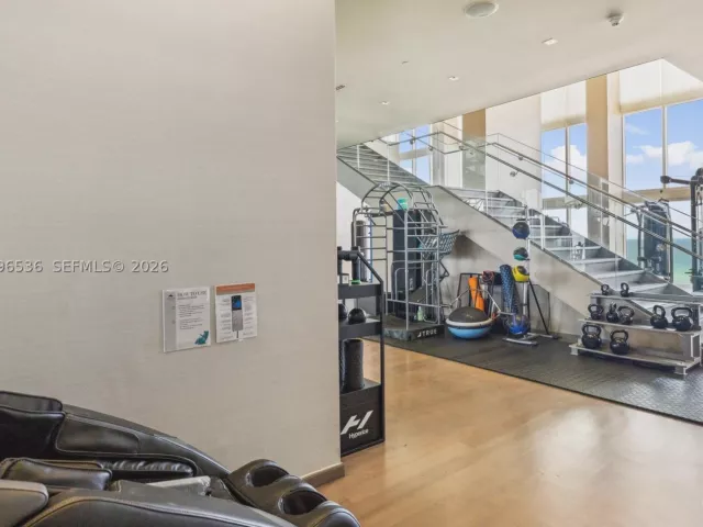 2-bedroom condo for rent in Hallandale Beach - 1850 S Ocean Dr 3510 - MondialRealty