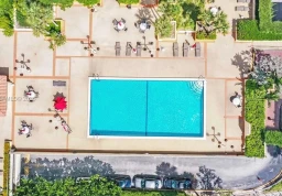 Apartment #2211 at Winston Tower 700