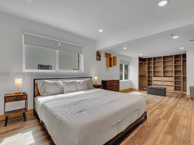5-bedroom home for sale in Miami - 9000 NW 12th Ave - MondialRealty