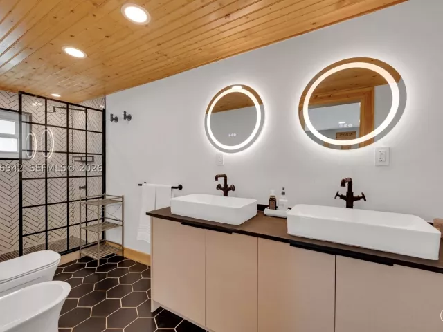 5-bedroom home for sale in Miami - 9000 NW 12th Ave - MondialRealty