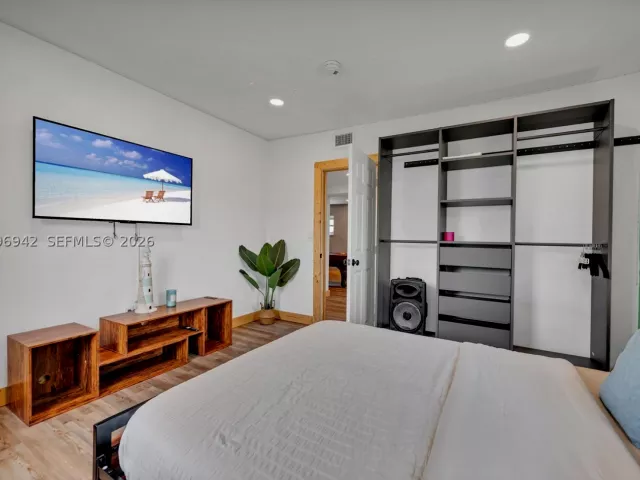 5-bedroom home for sale in Miami - 9000 NW 12th Ave - MondialRealty