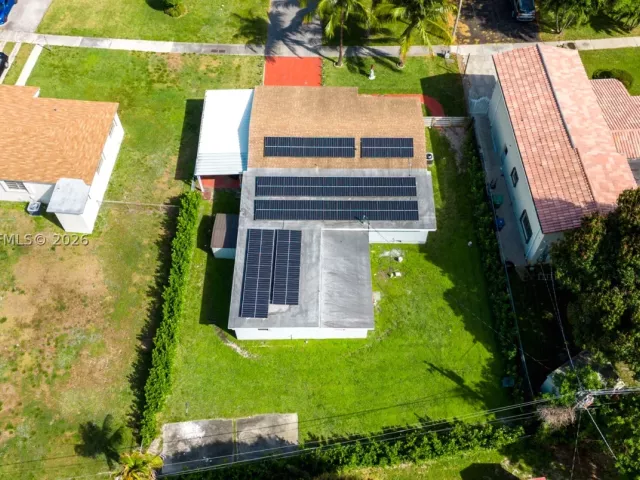5-bedroom home for sale in Miami - 9000 NW 12th Ave - MondialRealty