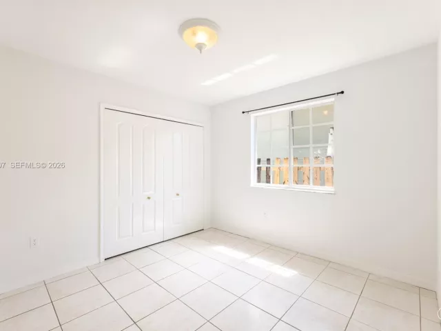 3-bedroom home for rent in Miami - 3027 SW 24th St - MondialRealty