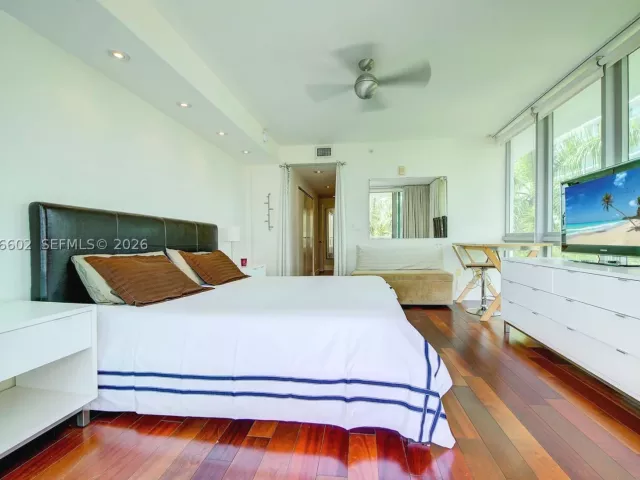2-bedroom home for rent in Miami Beach - 1577 Bay Rd 201 - MondialRealty