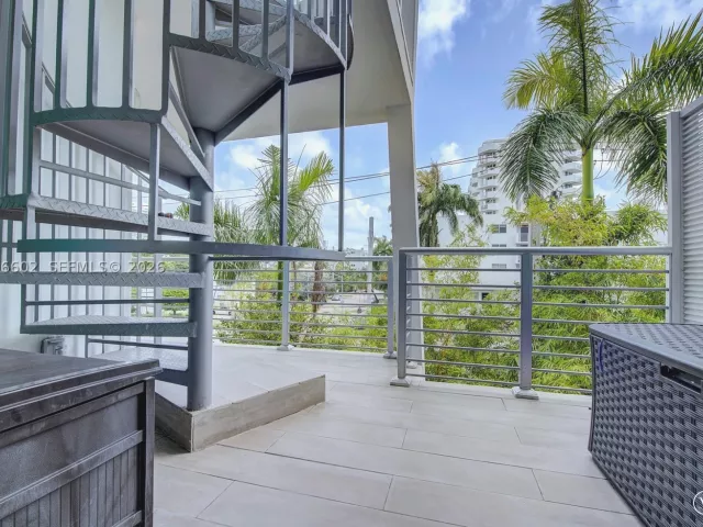 2-bedroom home for rent in Miami Beach - 1577 Bay Rd 201 - MondialRealty