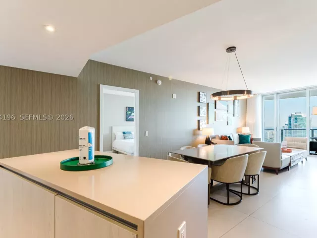 2-bedroom condo for sale in Hollywood - 4111 S Ocean Dr 3008 - MondialRealty