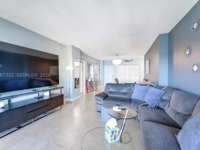 1-bedroom condo for rent in Hallandale Beach - 1950 S Ocean Dr 20D - MondialRealty