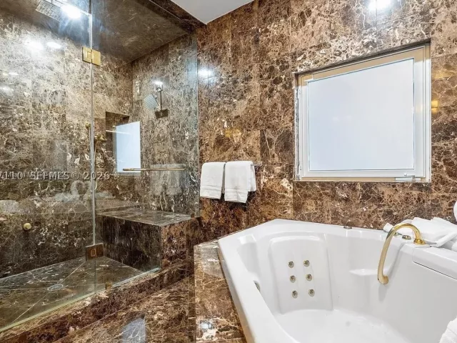 4-bedroom home for rent in Fort Lauderdale - 800 SW 12th - MondialRealty