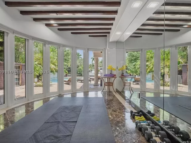 4-bedroom home for rent in Fort Lauderdale - 800 SW 12th - MondialRealty
