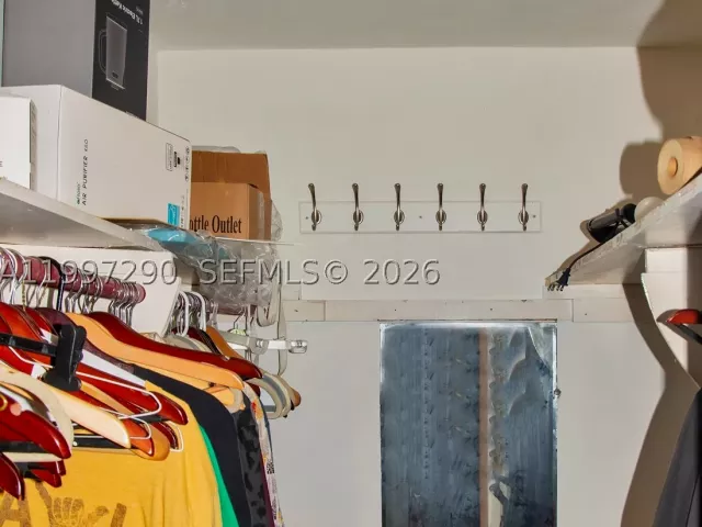 5-bedroom home for sale in North Miami - 1335 NW 129th St - MondialRealty