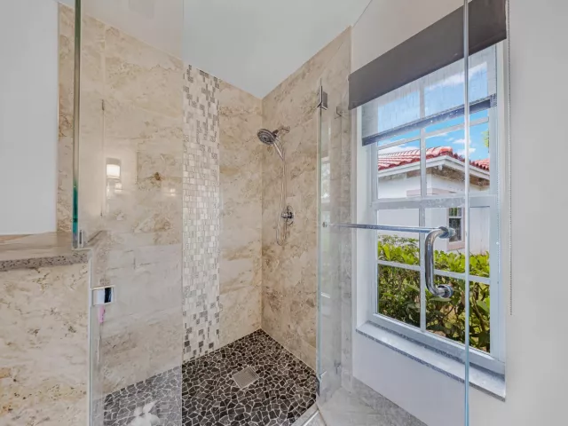 4-bedroom home for sale in Pompano Beach - 3630 Dunes Vista Drive - MondialRealty
