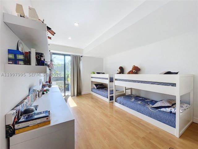 3-bedroom home for sale in Key Biscayne - 201 Crandon Blvd 163 - MondialRealty