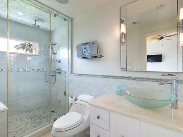 4-bedroom home for sale in Key Biscayne - 201 Crandon Blvd 174 - MondialRealty