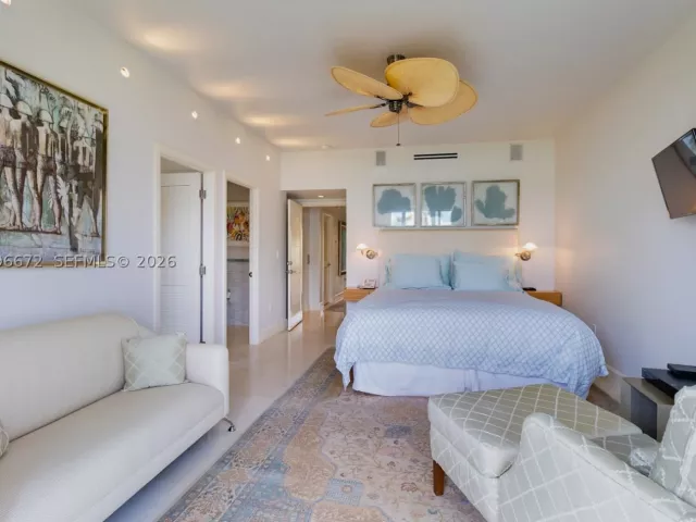 4-bedroom home for sale in Key Biscayne - 201 Crandon Blvd 174 - MondialRealty