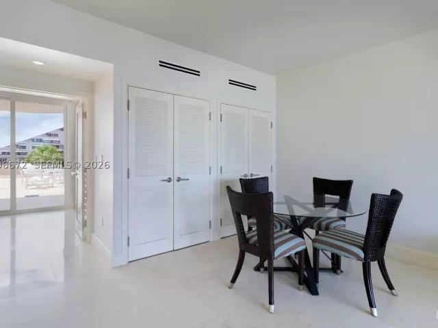 4-bedroom home for sale in Key Biscayne - 201 Crandon Blvd 174 - MondialRealty