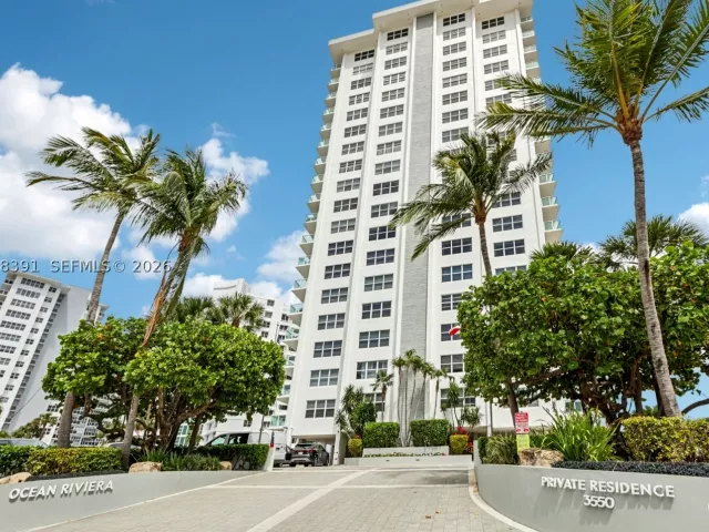 2-bedroom condo for rent in Fort Lauderdale - 3550 NE Galt Ocean Dr 501 - MondialRealty