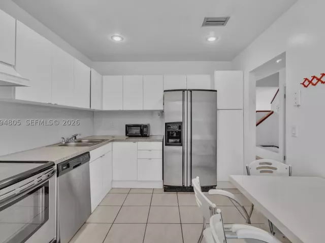3-bedroom home for sale in North Miami Beach - 3601 NE 168th St 108 - MondialRealty