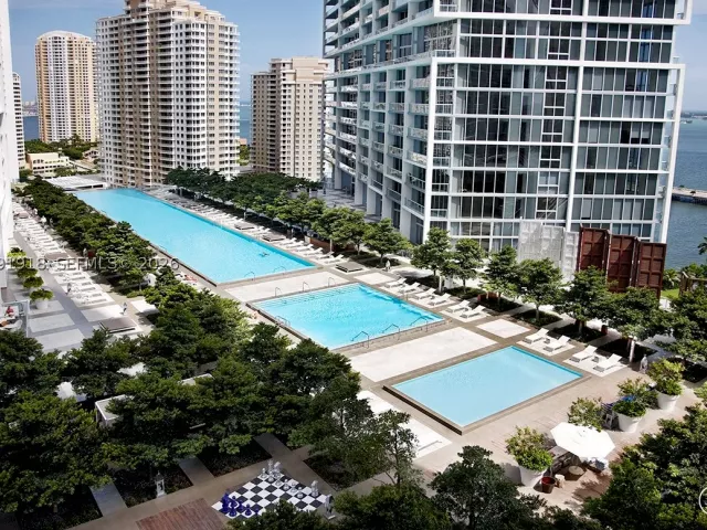 2-bedroom condo for sale in Miami - 475 Brickell Ave 2209 - MondialRealty