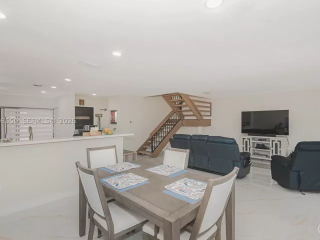 3-bedroom home for sale in Doral - 3325 Torremolinos Ave C-44 - MondialRealty