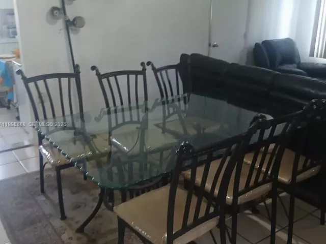 3-bedroom home for sale in Miami - 900 NW 75th St - MondialRealty