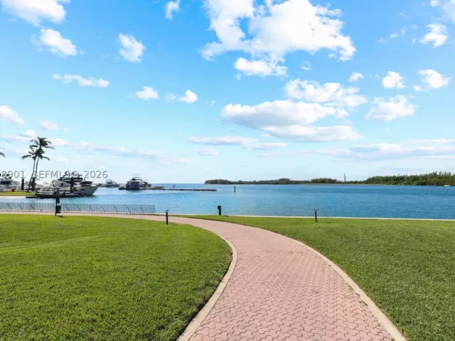 3-bedroom condo for rent in Miami Beach - 2211 Fisher Island Dr 3101 - MondialRealty