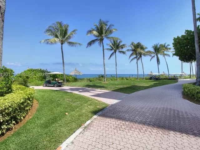 3-bedroom condo for rent in Miami Beach - 2211 Fisher Island Dr 3101 - MondialRealty