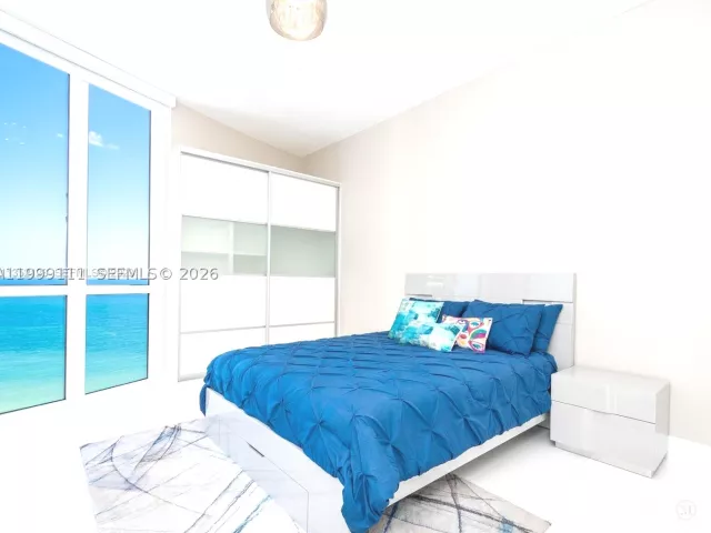 3-bedroom condo for sale in Sunny Isles Beach - 15901 Collins Ave 2504 - MondialRealty