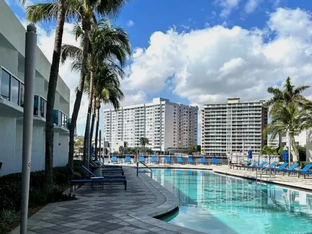 2-bedroom condo for sale in Hallandale Beach - 1945 S Ocean Drive 609 - MondialRealty