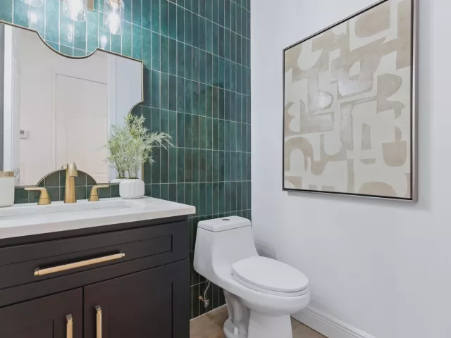 4-bedroom home for sale in West Palm Beach - 8717 Estate Drive - MondialRealty