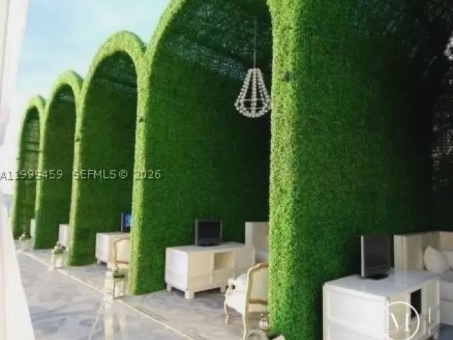 1-bedroom condo for rent in Miami Beach - 1100 West Ave 409 - MondialRealty