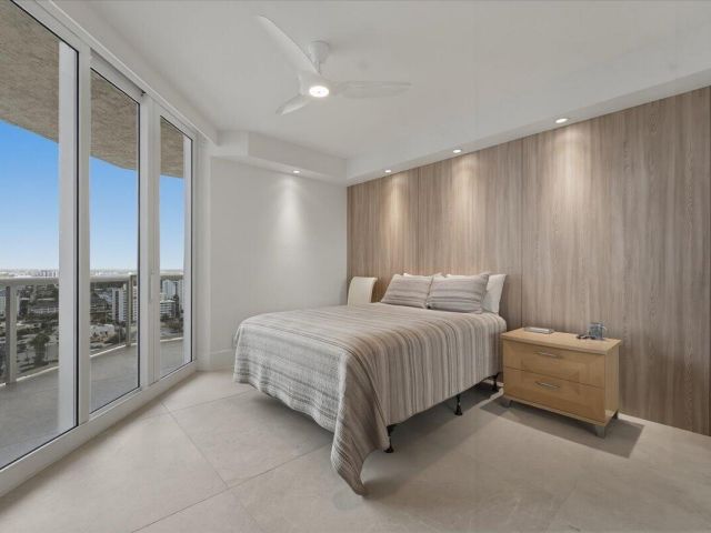 3-bedroom condo for sale in Fort Lauderdale - 3100 N Ocean Boulevard N 1902 - MondialRealty