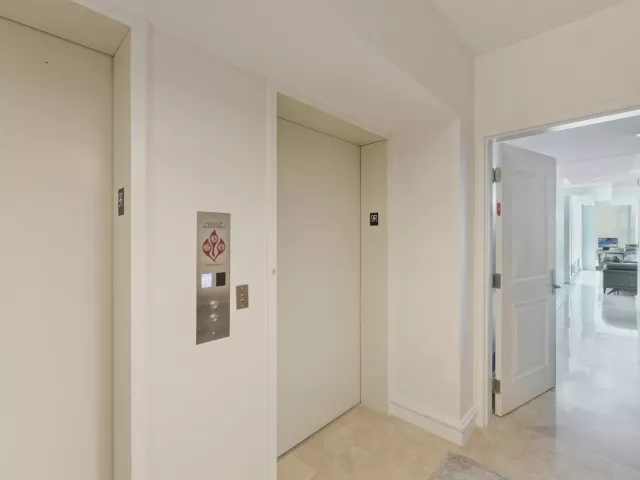 3-bedroom condo for rent in Hollywood - 3101 S Ocean Drive 902 - MondialRealty