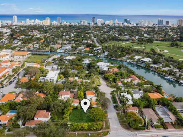 6-bedroom home for sale in Miami Beach - 969 W 34th St - MondialRealty