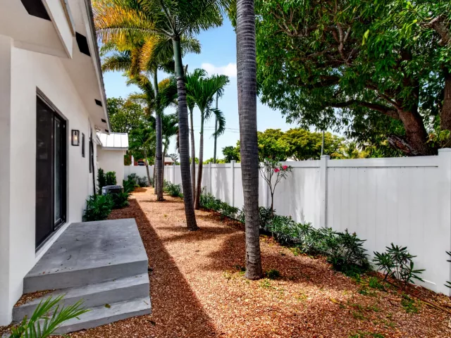 3-bedroom home for rent in Delray Beach - 517 NW 1st Street - MondialRealty