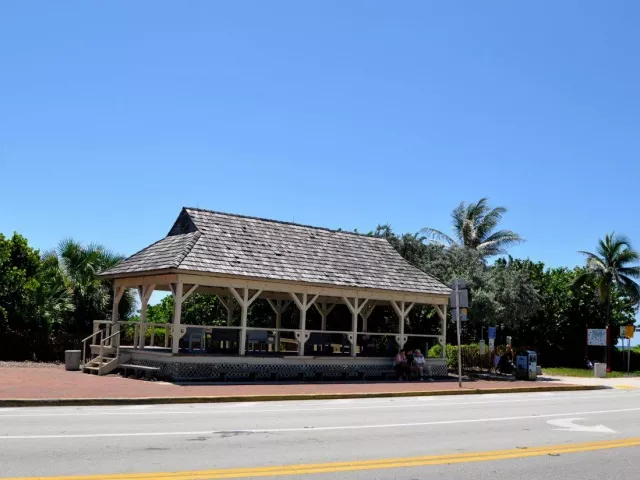 3-bedroom home for rent in Delray Beach - 517 NW 1st Street - MondialRealty