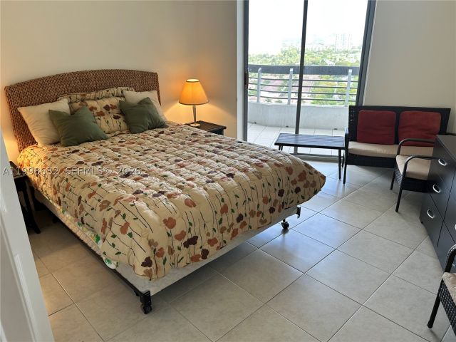 2-bedroom condo for rent in Aventura - 3530 Mystic Pointe Dr 2607 - MondialRealty
