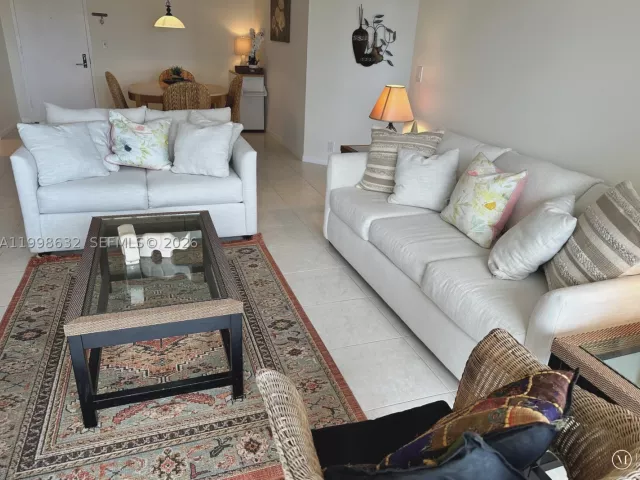 2-bedroom condo for rent in Aventura - 3530 Mystic Pointe Dr 2607 - MondialRealty