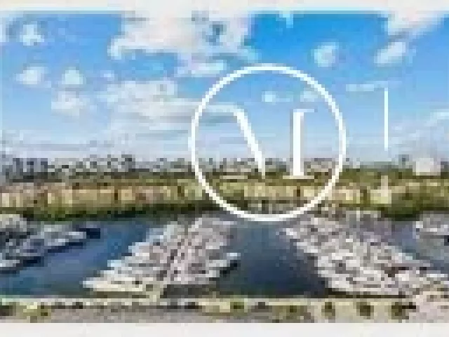 2-bedroom condo for sale in Aventura - 19667 TURNBERRY WAY 18-K - MondialRealty