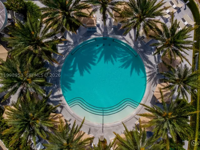 2-bedroom condo for rent in Miami Beach - 450 Alton Rd 704 - MondialRealty