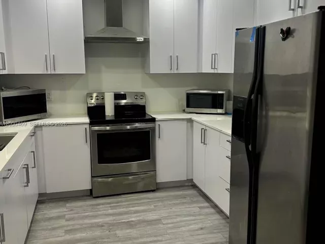 3-bedroom home for rent in Homestead - 16705 SW 298th Ter 0 - MondialRealty