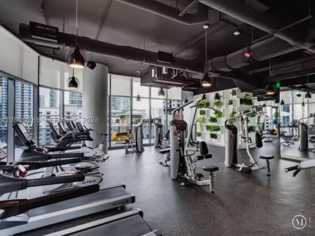 2-bedroom condo for sale in Miami - 45 SW 9th St 1808 - MondialRealty