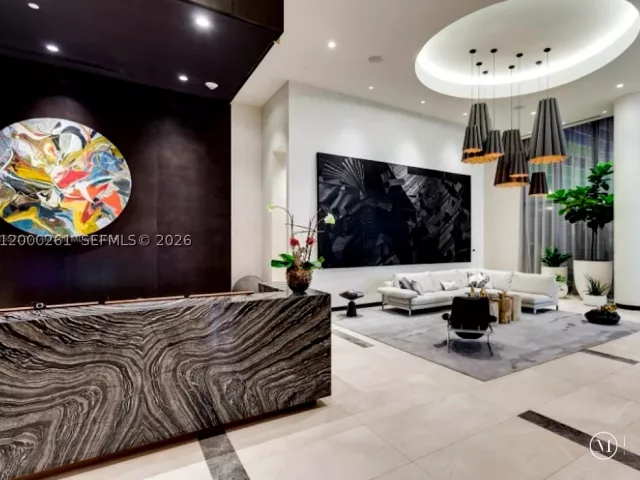 2-bedroom condo for sale in Miami - 45 SW 9th St 1808 - MondialRealty