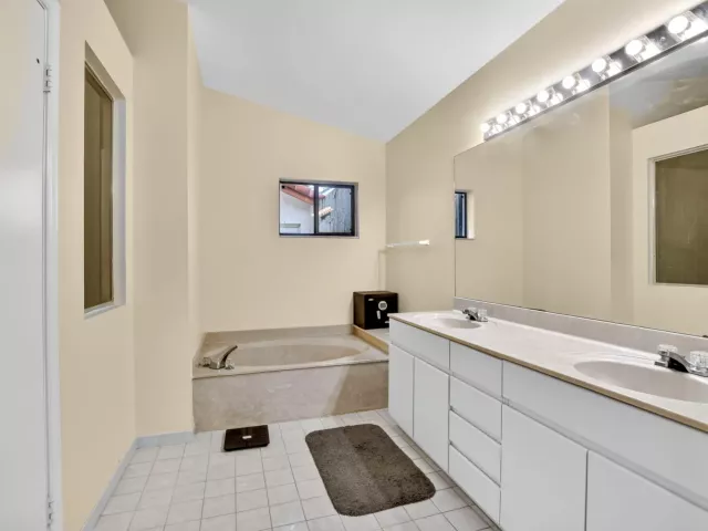 4-bedroom home for rent in Boca Raton - 20803 Cabrillo Way - MondialRealty