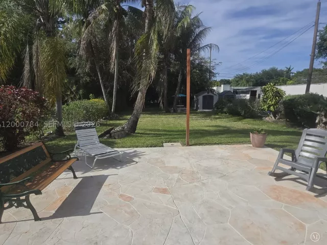 3-bedroom home for sale in Hollywood - 2635 Taylor St - MondialRealty