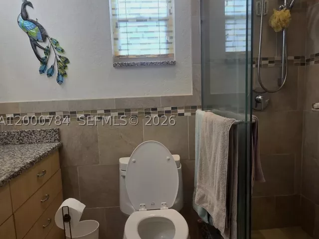 3-bedroom home for sale in Hollywood - 2635 Taylor St - MondialRealty
