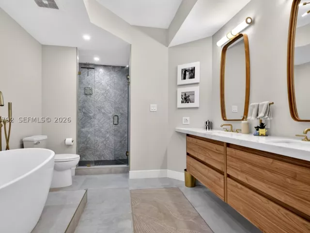 3-bedroom condo for sale in Aventura - 1000 ISLAND BL 3107 - MondialRealty