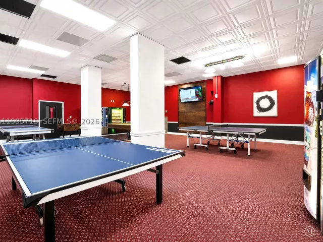2-bedroom condo for sale in Sunny Isles Beach - 230 174th St 2404 - MondialRealty