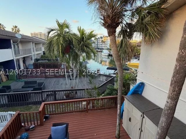 3-bedroom home for rent in North Miami Beach - 2661 NE 164th St 40 - MondialRealty