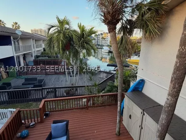 3-bedroom home for rent in North Miami Beach - 2661 NE 164th St 40 - MondialRealty