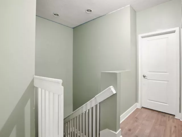 4-bedroom home for sale in Riviera Beach - 6026 Pine Tree Way 6026 - MondialRealty